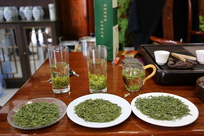 税惠到坊 茶香沁心 茶叶收购焕新生