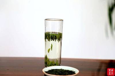多彩贵州网 春茶收购火热，茶农茶企共赢发展