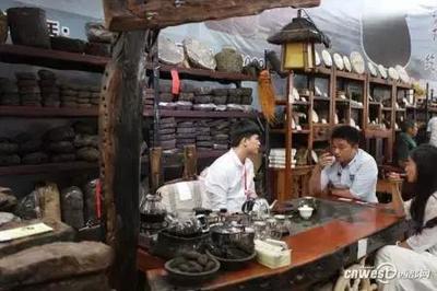 揭秘茶叶市场背后的乱象 30元茶叶涨至1800元，当心这些陷阱！